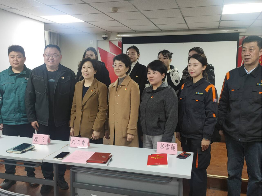 水电气暖信“泉联合” 便民服务暖人心